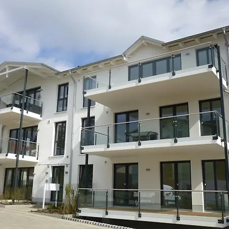 Stella In Der Amelie Am * Sassnitz